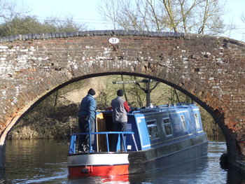 Cruising the Worcester & Birmingham Canal