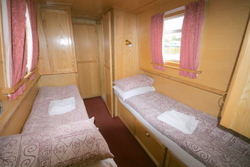 The two single beds on the 6 berth canal boat The two single beds on the 6 berth canal boat